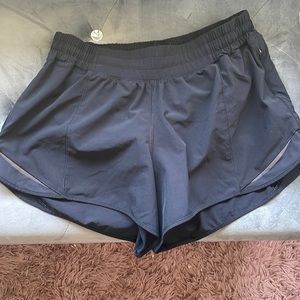 Size 10 lululemon shorts